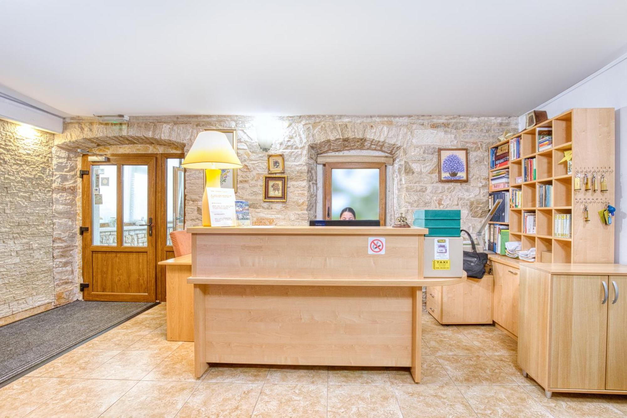 Boutique Santa Maria Hotel 3*