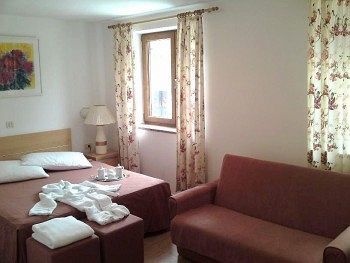 Boutique Santa Maria Hotel 3*